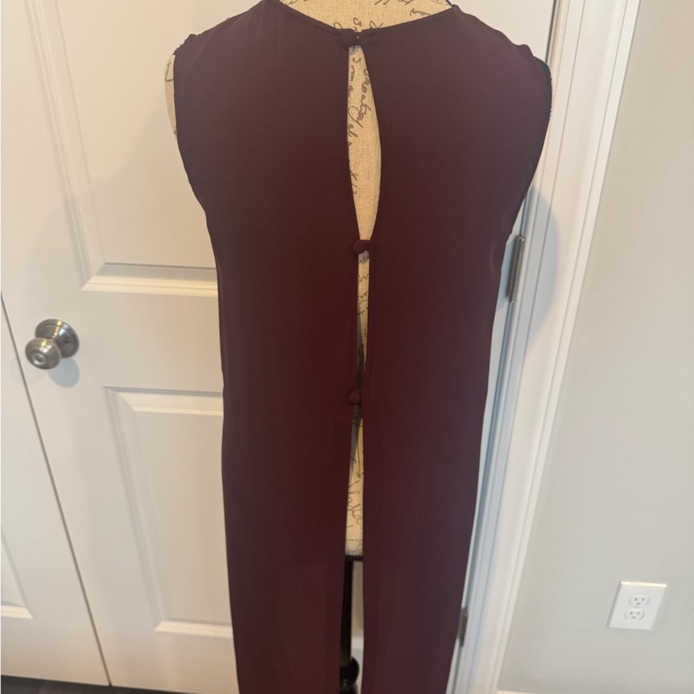 SEN Sleeveless Burgundy Top